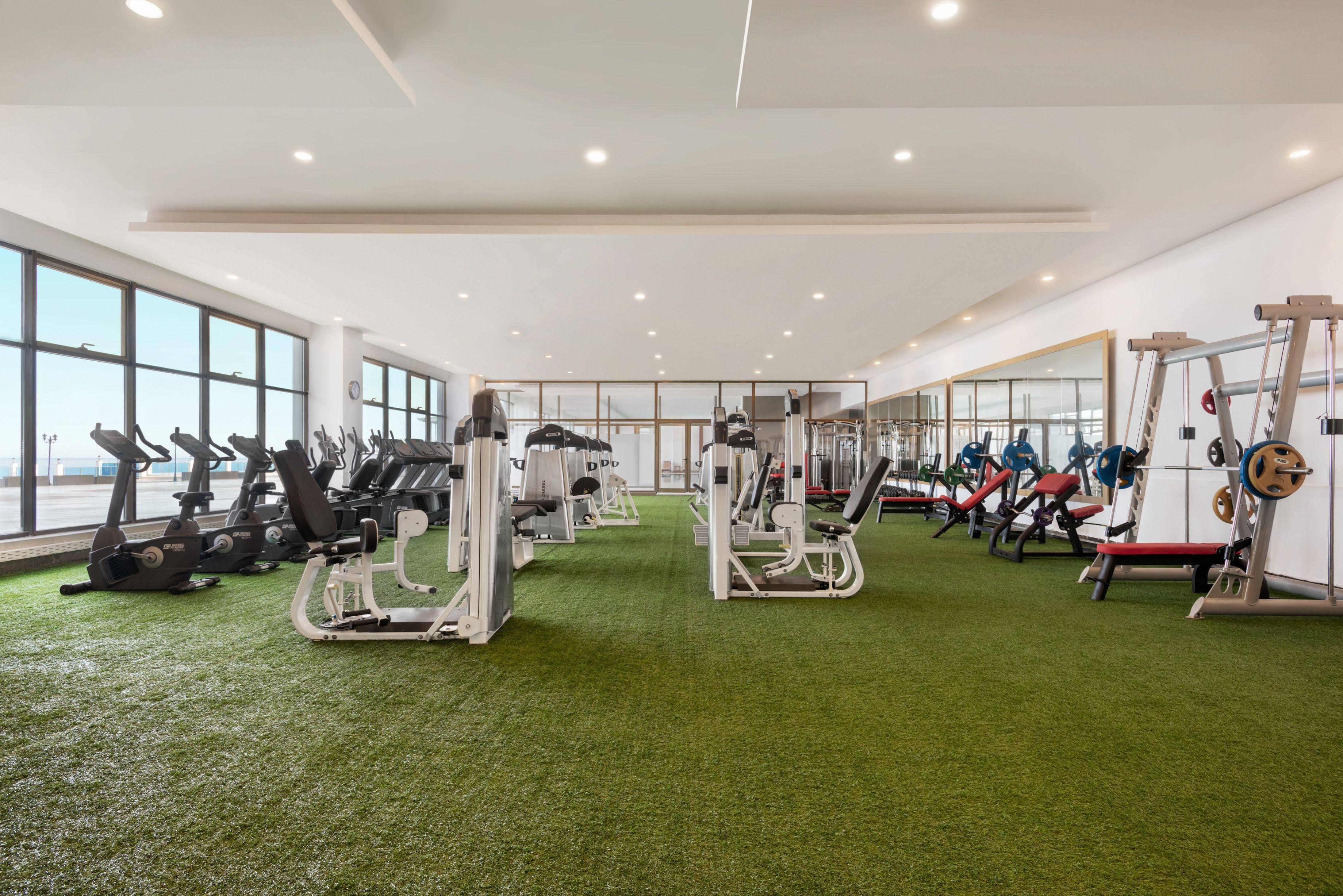 Ramada Resort By Wyndham Unye Ngoại thất bức ảnh