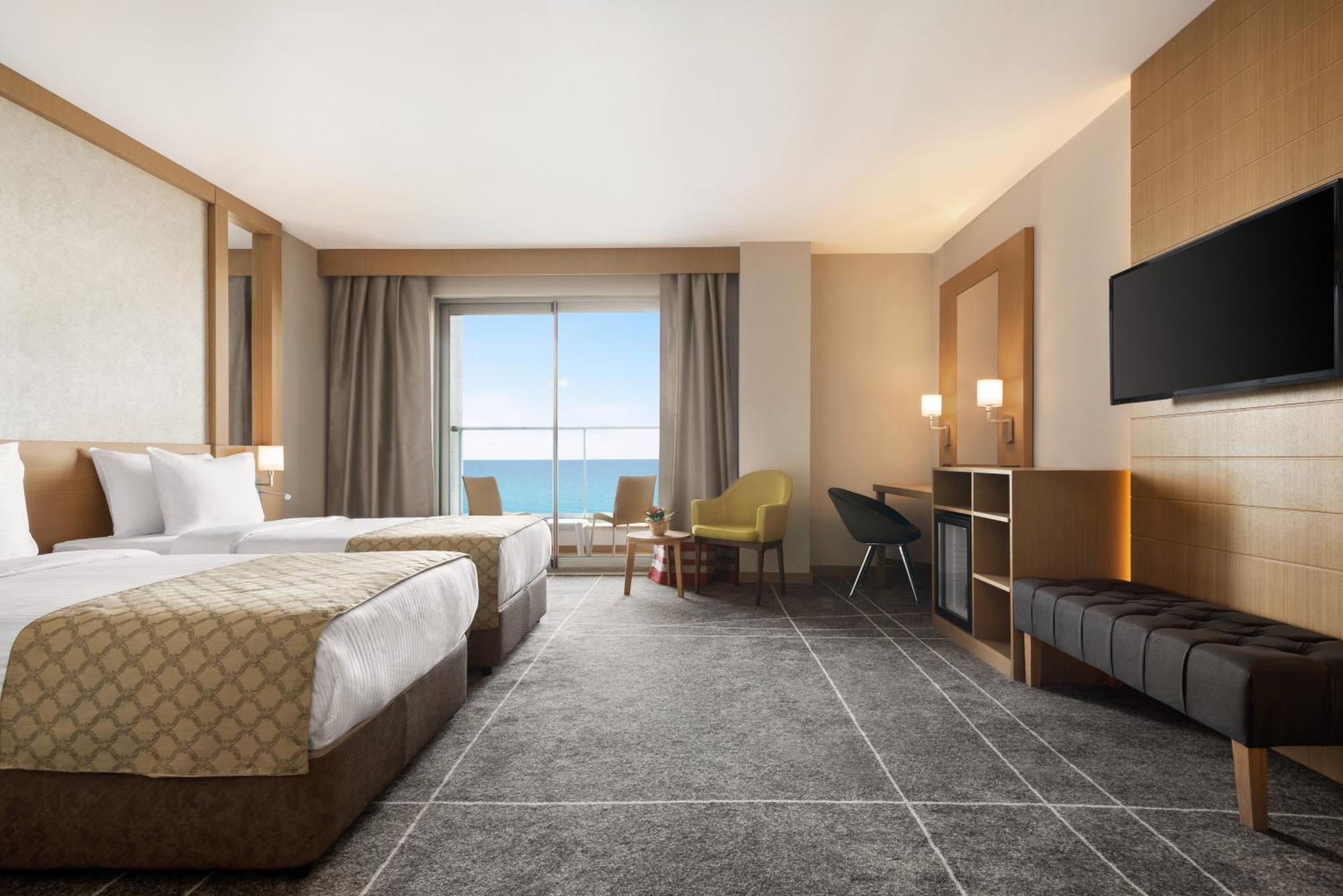Ramada Resort By Wyndham Unye Ngoại thất bức ảnh