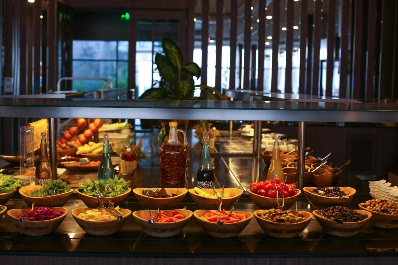 Ramada Resort By Wyndham Unye Ngoại thất bức ảnh